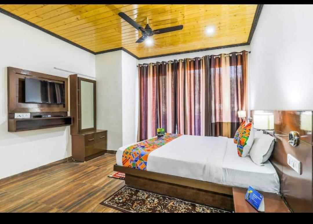 Hotel 7 Heavens Mussoorie Bagian luar foto